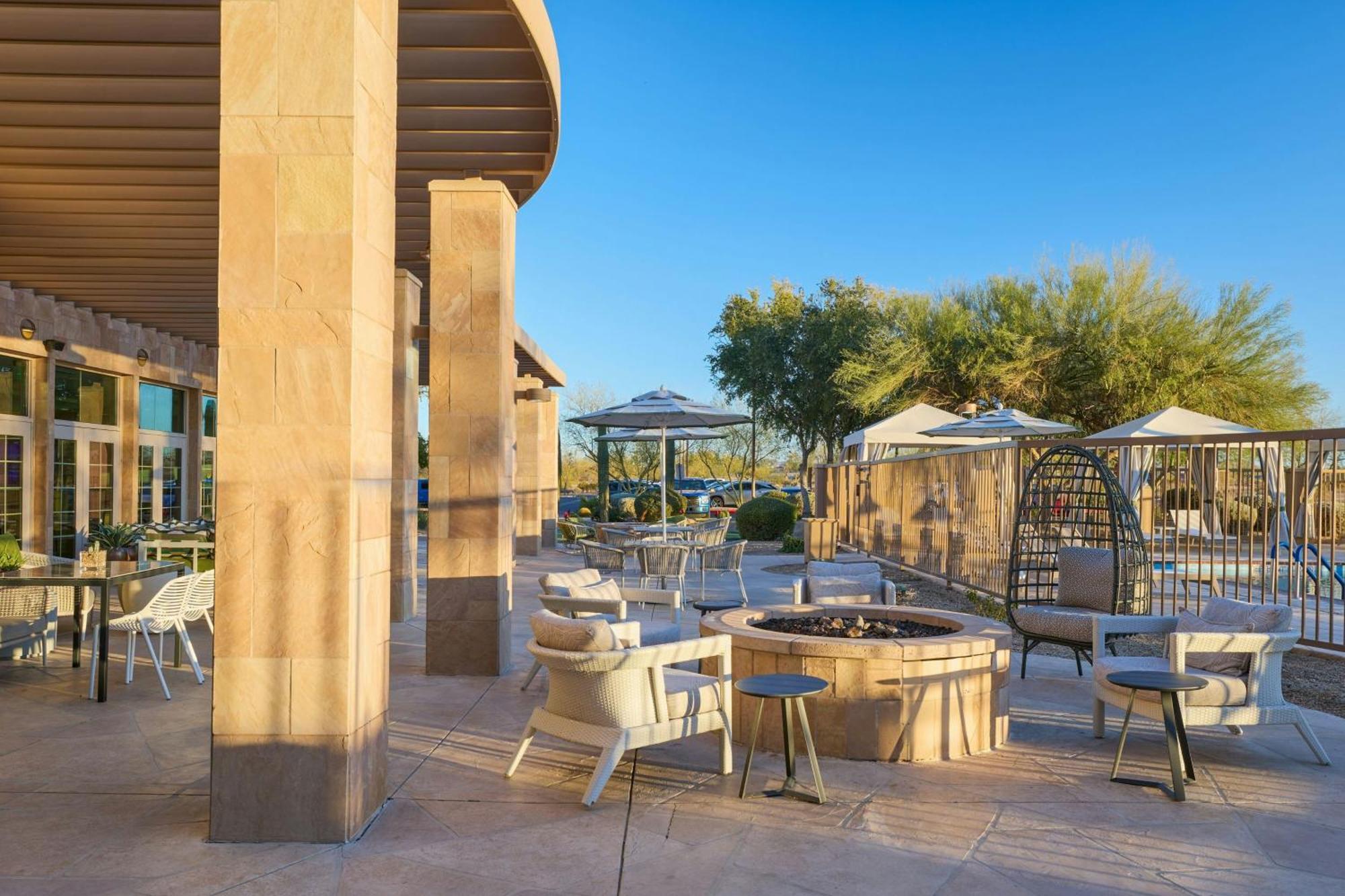 Desert View At Mayo Clinic Hotel